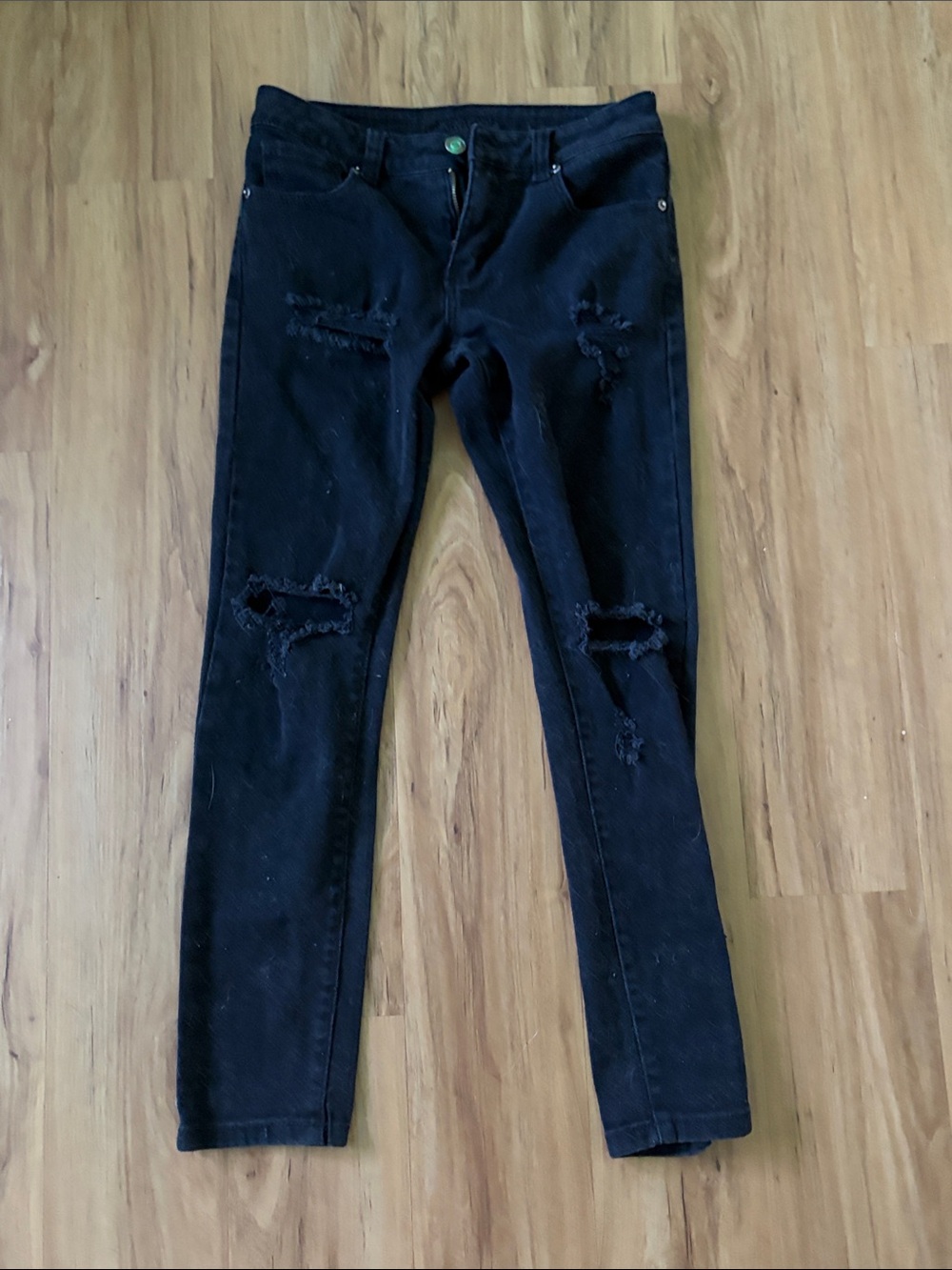 Black Distressed Women's Ripped Jeans